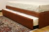 Braunes Leder-Doppelbett in Notlage