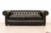 Chester-Sofa aus schwarzem glänzendem Leder
