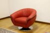 Moderner roter Leder-Drehsessel