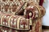 Armlehnensofa mit Quasten