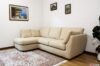 Kleines Sofa mit Halbinsel