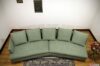 Geschwungenes Sofa nach Maß mit abnehmbarem Bezug
