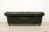 Rückseite des Roma Chesterfield-Sofas aus grünem Vintage-Leder