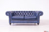 Maßgeschneidertes Chesterfield-Sofa Roma mit hohen schwarzen Füßen
