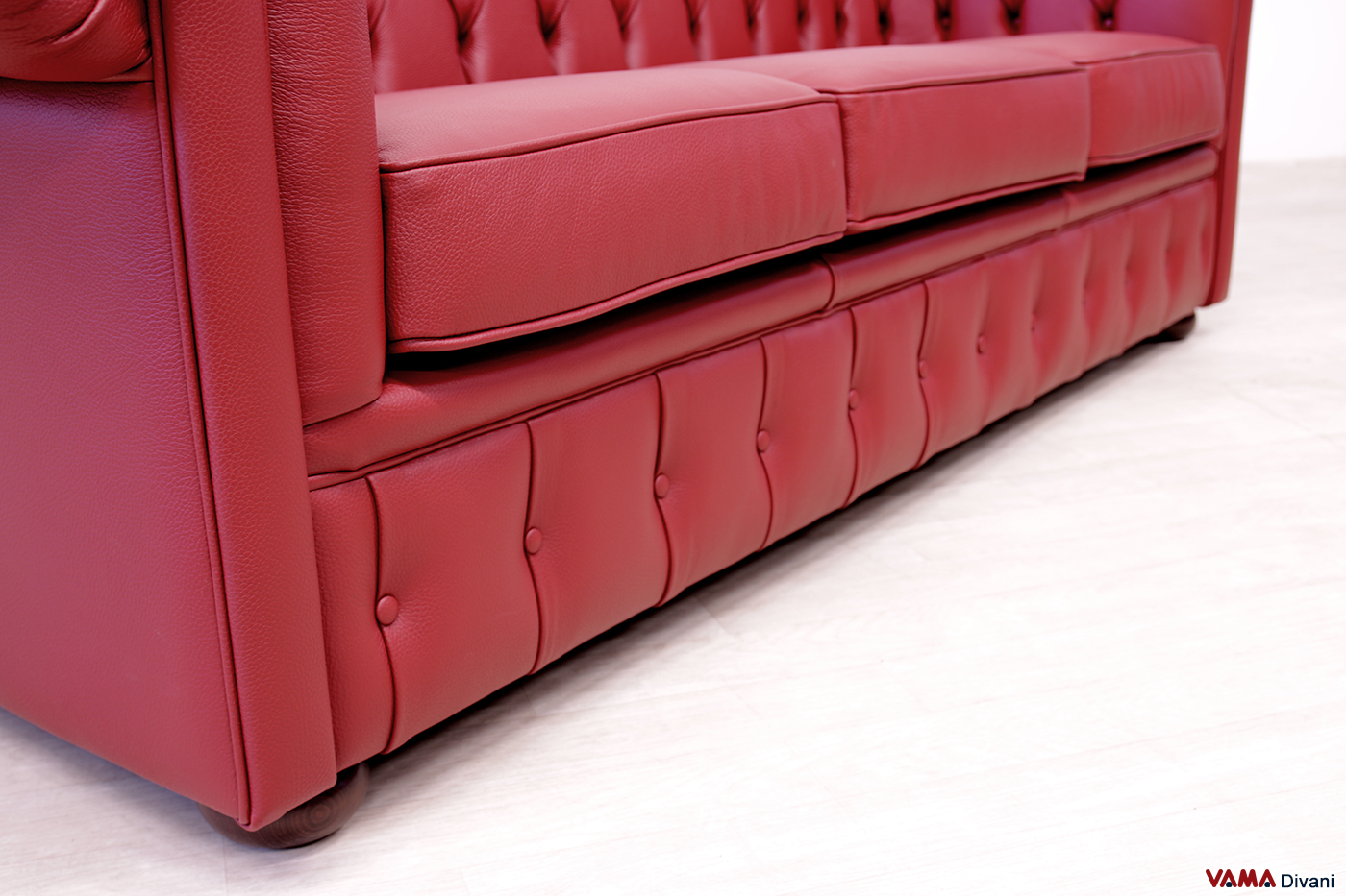 Geheftete Sockelleiste 3-Sitzer Chesterfield Sofa